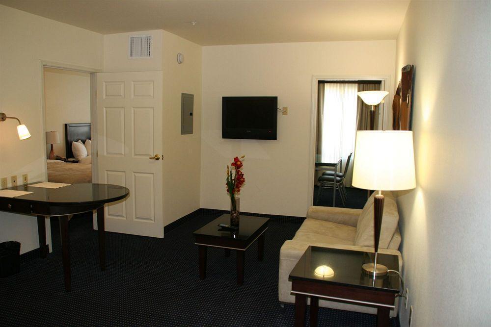 Executive Residency By Best Western Victorville Exterior photo